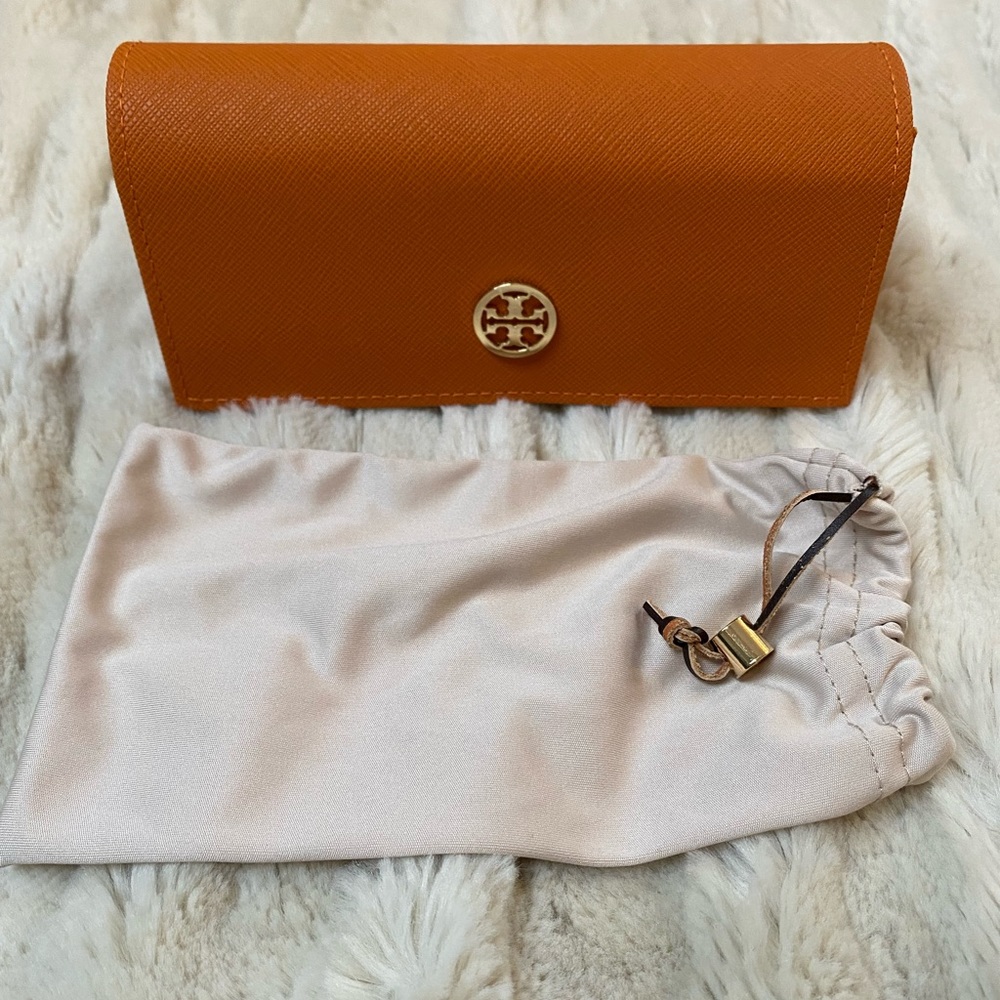 Tory Burch glasses case